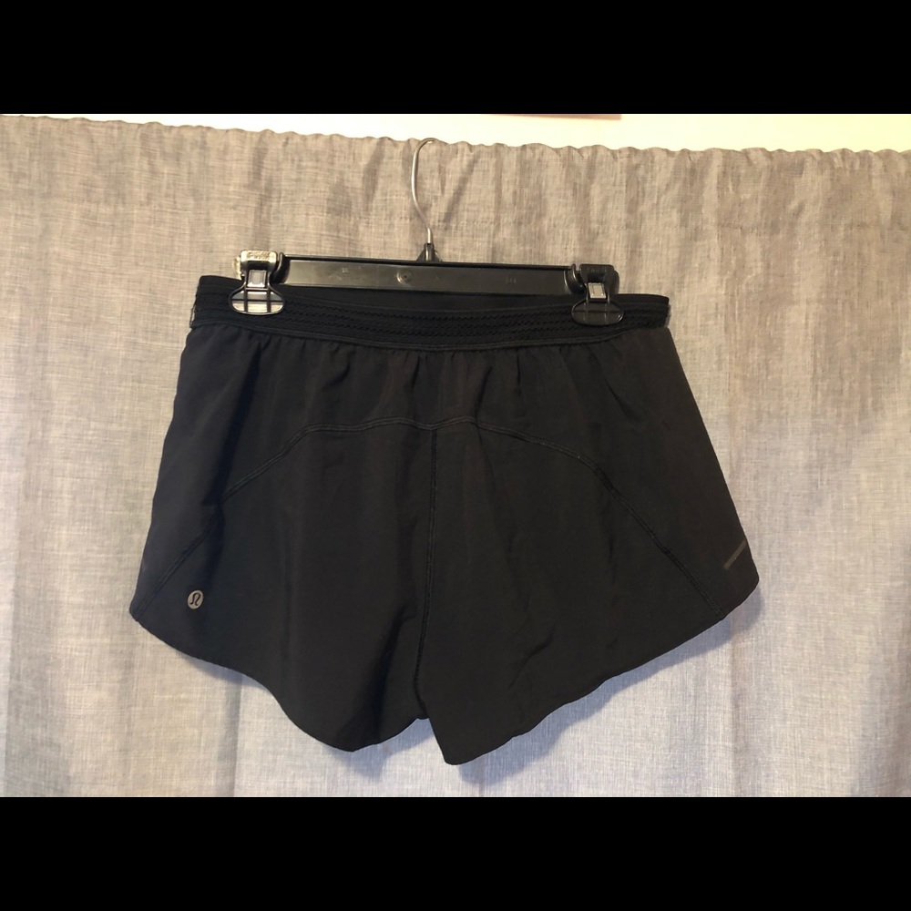 Lululemon black shorts